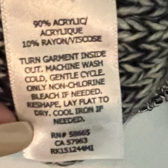 Susina Sweater - Picture 4 of 6